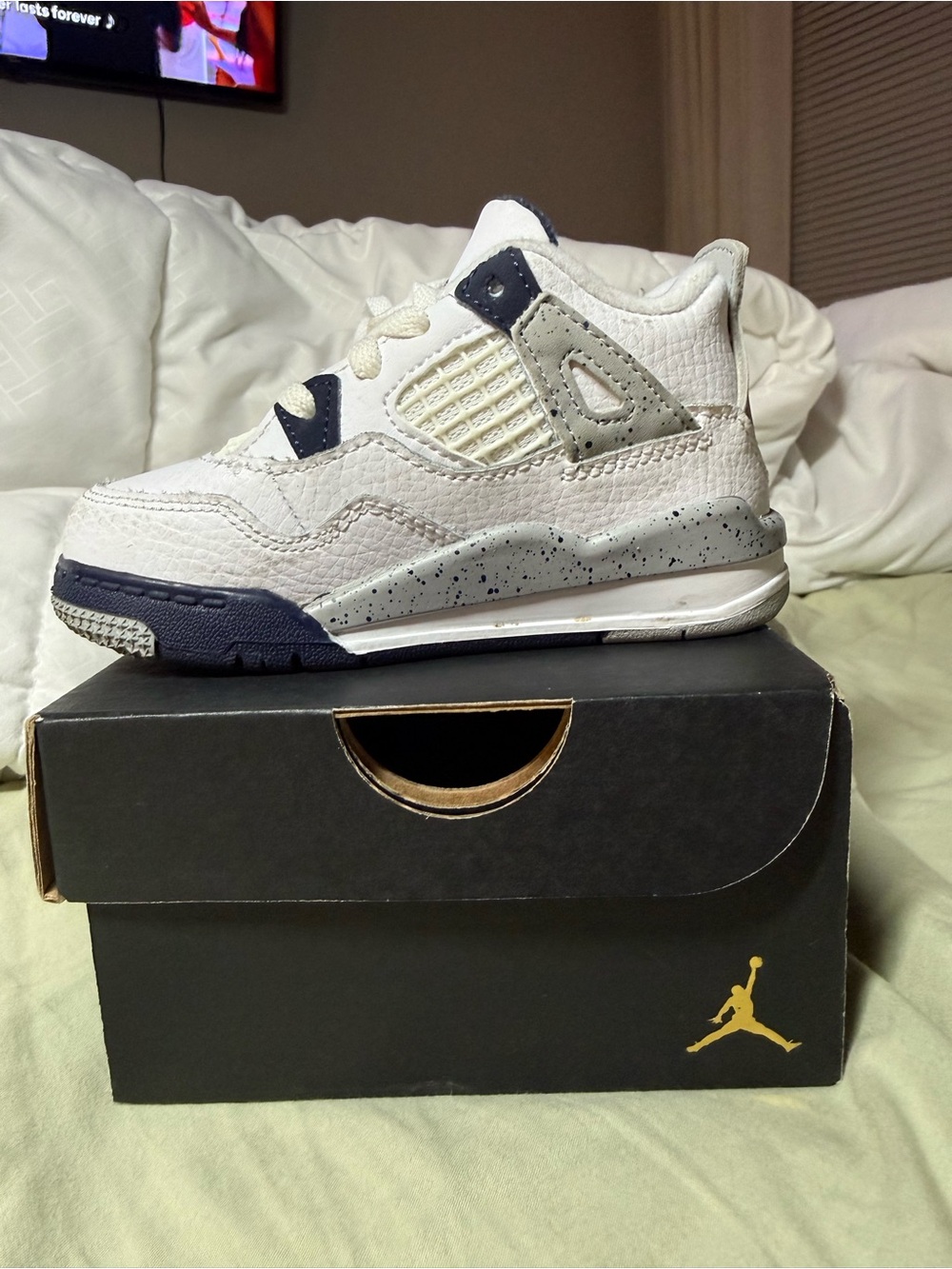 Jordan Kids White and Navy Retro 4 Sneaker